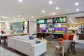 Holiday Inn Hotel & Suites PHOENIX AIRPORT by IHG