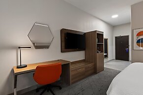 Holiday Inn Express & Suites Oklahoma City NW-Quail Springs by IHG