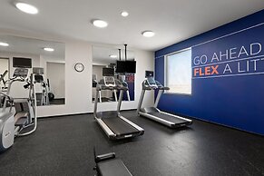 Holiday Inn Express & Suites Oklahoma City NW-Quail Springs by IHG