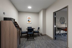 Holiday Inn Express & Suites Oklahoma City NW-Quail Springs by IHG