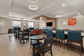 Holiday Inn Express & Suites Oklahoma City NW-Quail Springs by IHG
