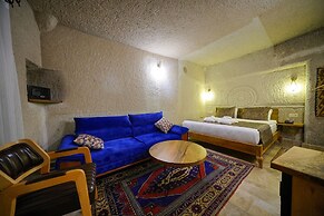 Cave Hotel Saksagan