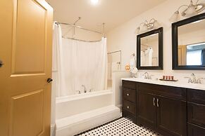 Camas Boutique Hotel