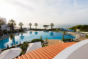 Grand Muthu Oura View Beach Club