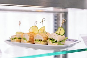 Grand Muthu Oura View Beach Club