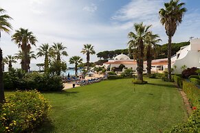 Grand Muthu Oura View Beach Club