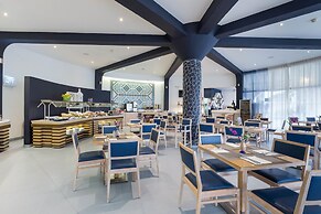 Grand Muthu Oura View Beach Club