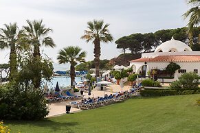 Grand Muthu Oura View Beach Club