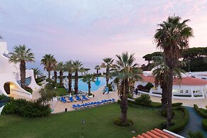 Grand Muthu Oura View Beach Club