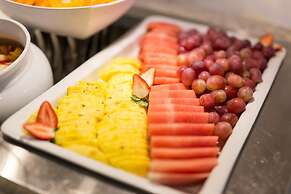 Grand Muthu Oura View Beach Club