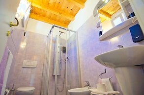 Cinqueterre Residence