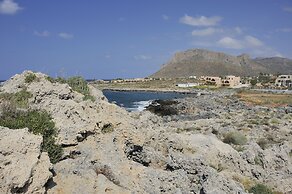 Nanakis Beach Apartments