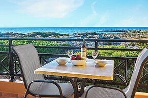 Nanakis Beach Apartments