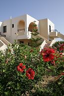 Nanakis Beach Apartments