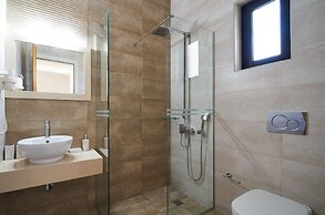 Nanakis Beach Apartments