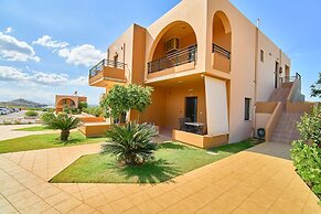 Nanakis Beach Apartments