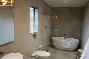 Garden Route Game Lodge