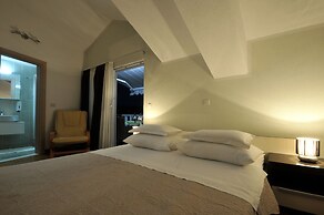 Apartments & Rooms Villa Maslina