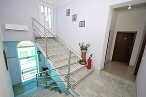 Apartments & Rooms Villa Maslina