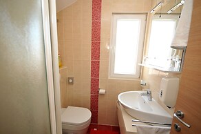 Apartments & Rooms Villa Maslina