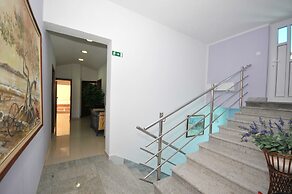 Apartments & Rooms Villa Maslina