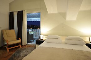 Apartments & Rooms Villa Maslina