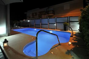 Apartments & Rooms Villa Maslina