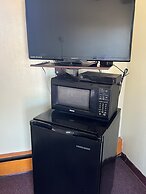 Midtown Inn & Suites