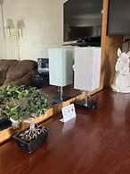 Midtown Inn & Suites