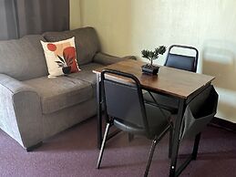 Midtown Inn & Suites