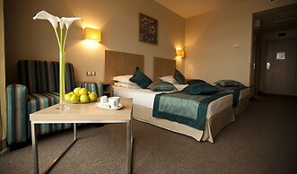 Azalia Hotel Balneo & SPA
