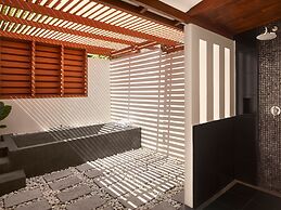 Villa Park Sun Island Resort - Complimentary One Way Domestic Transpor