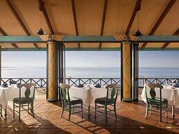 Villa Park Sun Island Resort - Complimentary One Way Domestic Transpor