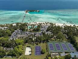 Villa Park Sun Island Resort - Complimentary One Way Domestic Transpor