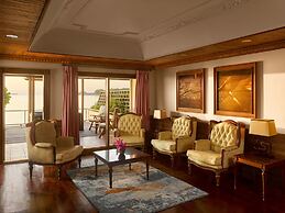 Villa Park Sun Island Resort - Complimentary One Way Domestic Transpor