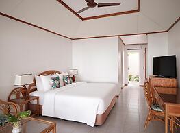 Villa Park Sun Island Resort - Complimentary One Way Domestic Transpor