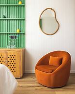 Villa Park Sun Island Resort - Complimentary One Way Domestic Transpor