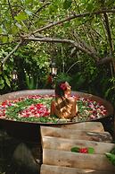 Villa Park Sun Island Resort - Complimentary One Way Domestic Transpor