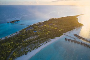 Villa Park Sun Island Resort - Complimentary One Way Domestic Transpor