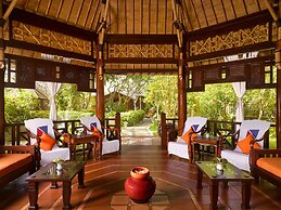 Villa Park Sun Island Resort - Complimentary One Way Domestic Transpor