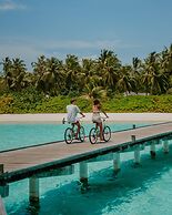 Villa Park Sun Island Resort - Complimentary One Way Domestic Transpor