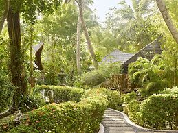 Villa Park Sun Island Resort - Complimentary One Way Domestic Transpor