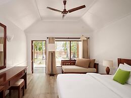 Villa Park Sun Island Resort - Complimentary One Way Domestic Transpor