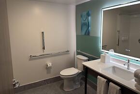 Wingate by Wyndham Geneva at SPIRE Academy