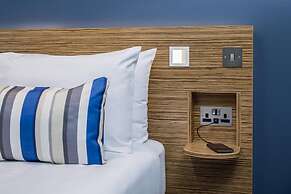 Travelodge Bath Waterside
