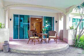 Paradise Garden Hotel and Convention Boracay Powered by ASTON