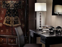 Divani Escape- Adults only