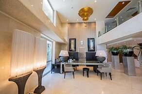 Divani Escape- Adults only