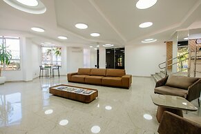 Harbor Querência Hotel