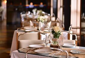 Harbor Querência Hotel